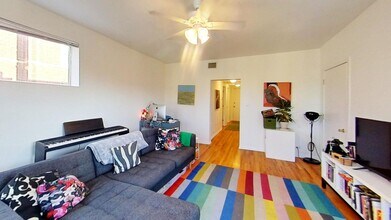 1439 W Balmoral Ave in Chicago, IL - Building Photo - Building Photo