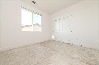 423 Flycatcher in Irvine, CA - Building Photo - Building Photo