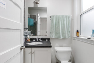 251 Summer St, Unit 1 in Somerville, MA - Building Photo - Building Photo