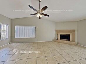 4643 N 100th Ave in Phoenix, AZ - Building Photo - Building Photo