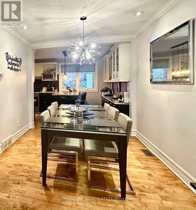 2506 Autumn Hill Crescent in Ottawa, ON - Building Photo - Building Photo