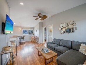 964 Iopono Loop in Kailua, HI - Building Photo - Building Photo