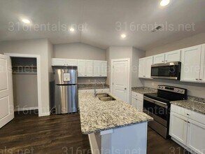 1813 E 69th Ct N in Park City, KS - Building Photo - Building Photo