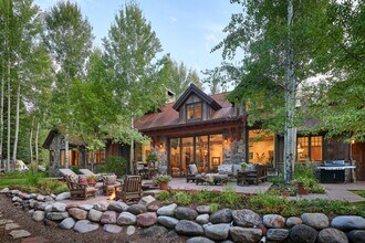 1900-1902 Snowmass Creek Rd in Snowmass, CO - Building Photo - Building Photo