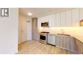 8940 University Crescent in Burnaby, BC - Building Photo