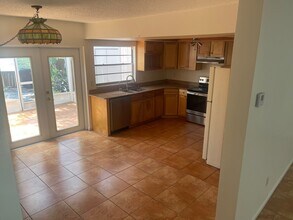 15304 Morning Dr in Lutz, FL - Building Photo - Building Photo