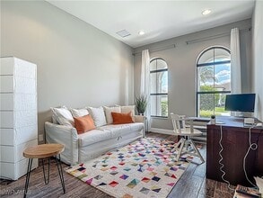 4524 Tamarind Way in Naples, FL - Building Photo - Building Photo
