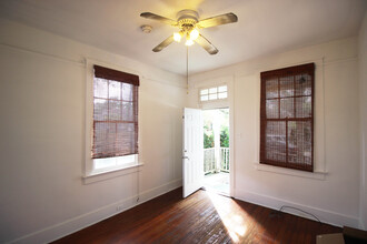 1724 Short St, Unit 1724 in New Orleans, LA - Foto de edificio - Building Photo