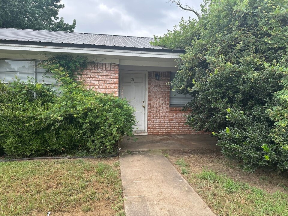 308 N Inglewood Ave in Russellville, AR - Building Photo