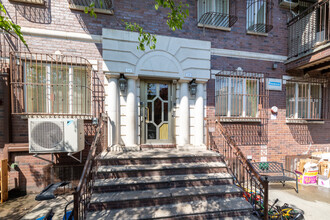 90 Spencer St in Brooklyn, NY - Building Photo - Building Photo