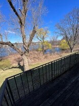 42 Pond St in Belmont, MA - Building Photo