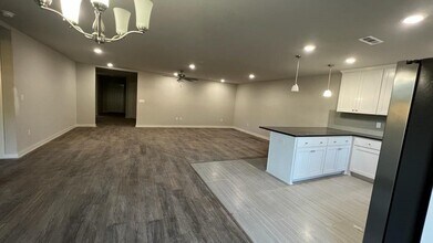 305 Tricha Cir SW in Gravette, AR - Building Photo - Building Photo