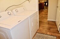 1908 N Severance St photo'