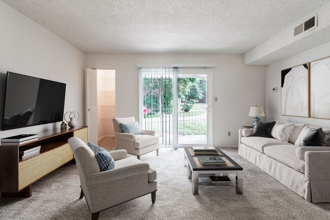 Arbor Crest Apartments