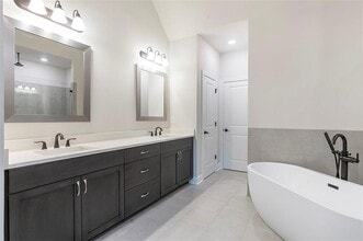 535 Clover Ln in Alpharetta, GA - Building Photo - Building Photo