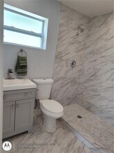632 W 5th St in Riviera Beach, FL - Building Photo - Building Photo