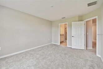 5630 Tripoli Dr in Palmetto, FL - Building Photo - Building Photo