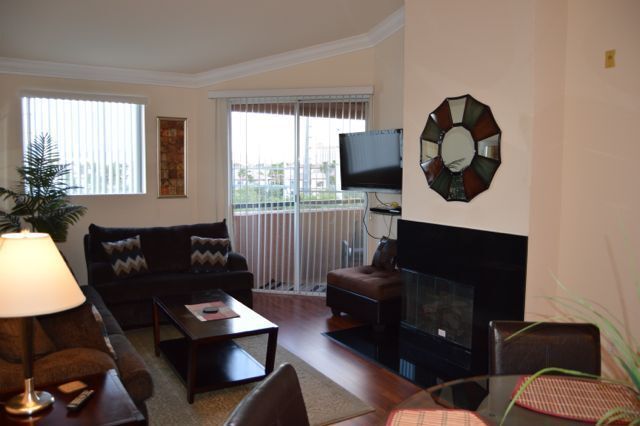 220 E Flamingo Rd in Las Vegas, NV - Building Photo - Building Photo