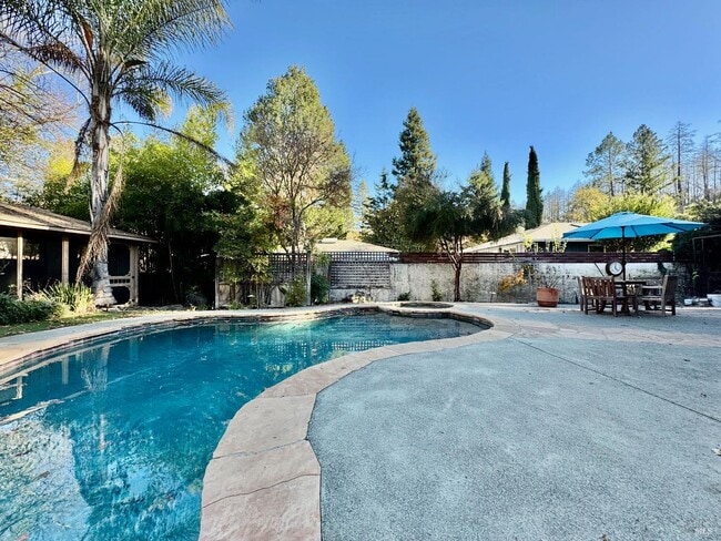 property at 400 Glass Mountain Rd