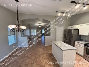 3282 E Bonanza Rd in Gilbert, AZ - Building Photo - Building Photo