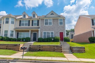4580 Parkview Square in College Park, GA - Building Photo