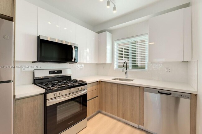 property at 1101 Euclid Ave