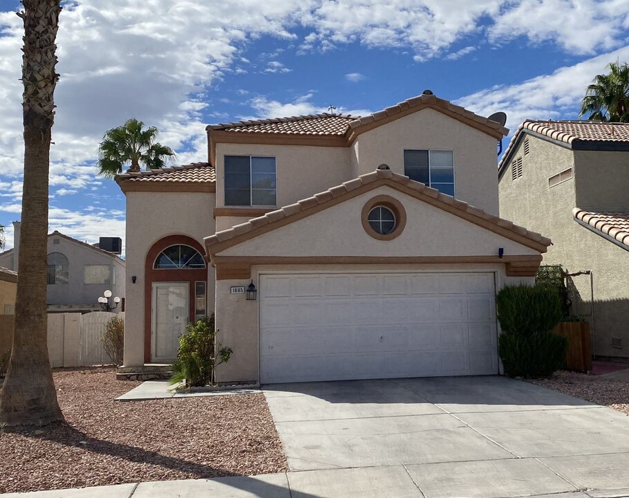 1685 Autumn Rust Dr in Las Vegas, NV - Building Photo