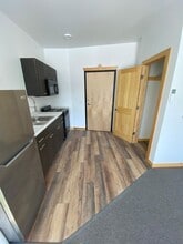 74 Jolina Ct in Richmond, VT - Building Photo - Building Photo