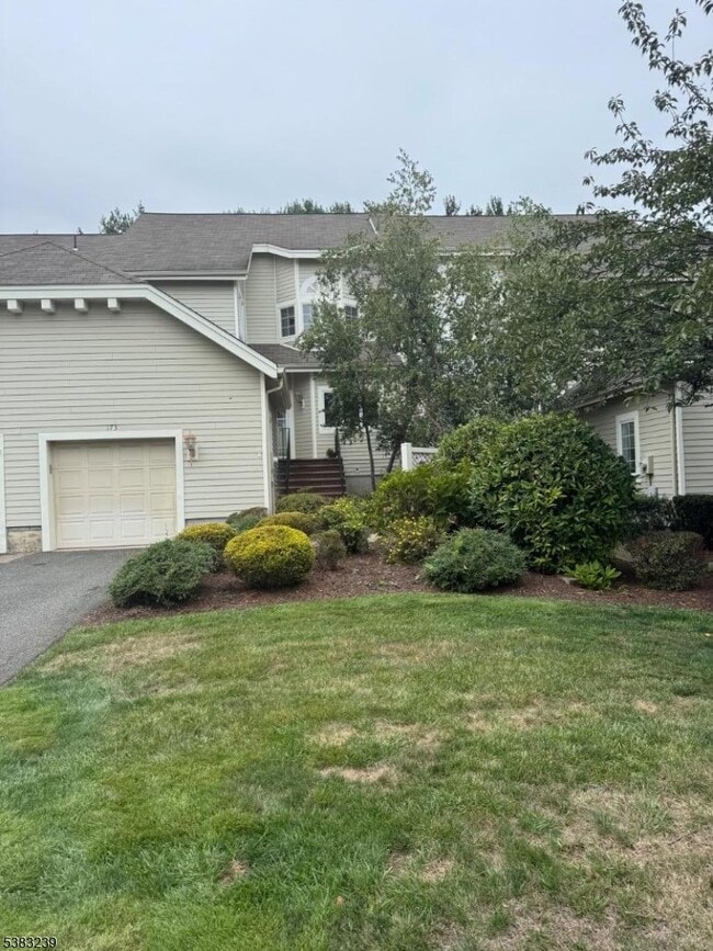 property at 173 Easedale Rd