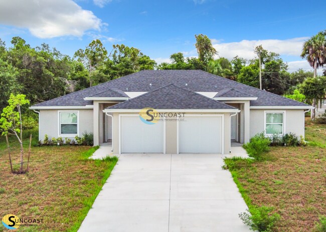 26295 Explorer Rd in Punta Gorda, FL - Building Photo - Building Photo