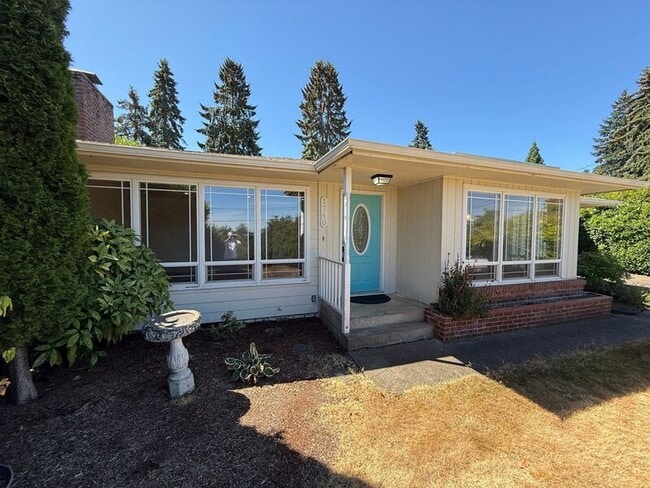 property at 1740 Glen Creek Rd NW