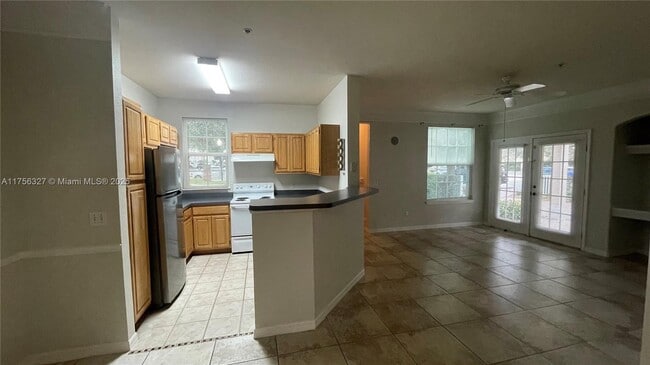 3368 Parkchester Square Blvd in Orlando, FL - Building Photo - Building Photo