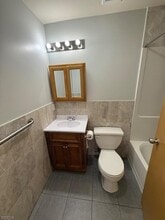 96 W Grand St, Unit 8 in Elizabeth, NJ - Building Photo - Building Photo
