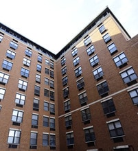 Observer Park in Hoboken, NJ - Foto de edificio - Building Photo