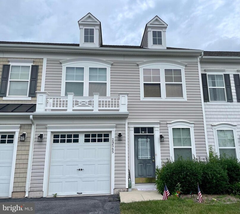 29545 Whitstone Ln in Millsboro, DE - Foto de edificio