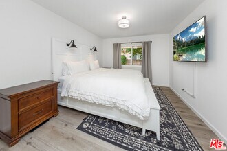 5735 Lake Lindero Dr in Agoura Hills, CA - Building Photo - Building Photo