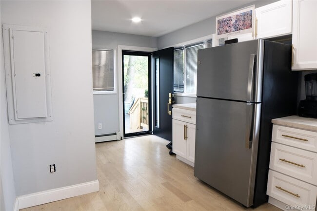 property at 617 Smithtown Ave