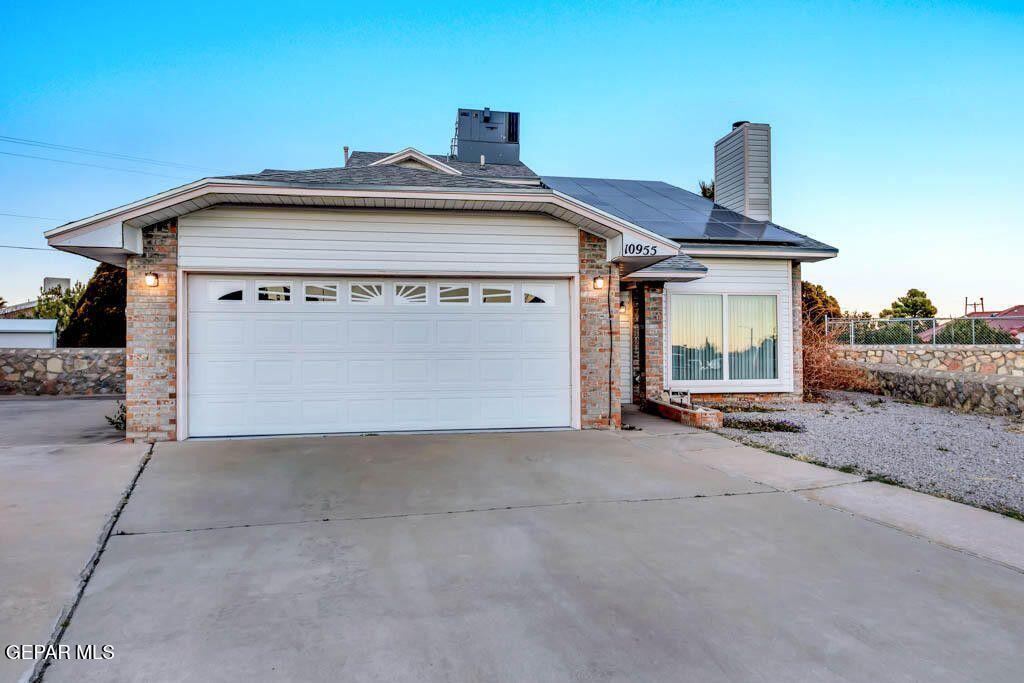 10955 Yogi Berra Cir in El Paso, TX - Building Photo