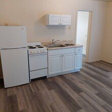 82 NW Riverside Blvd in Bend, OR - Building Photo - Building Photo