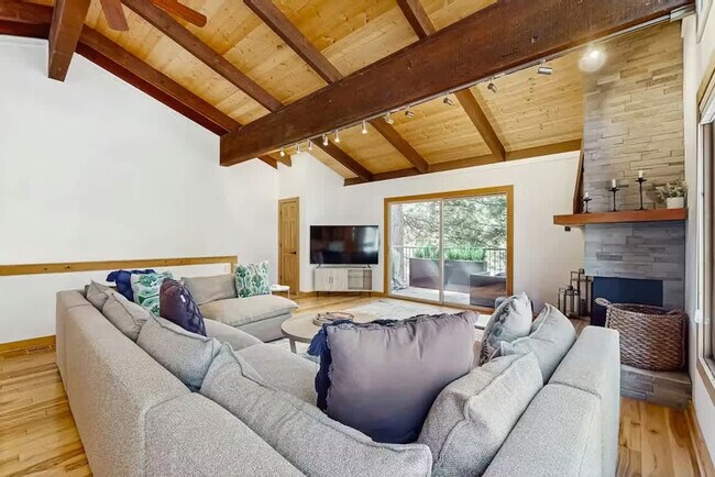 820 Oriole Way, Unit SI ID1542646P