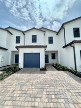 23033 SW 129th Pl in Goulds, FL - Building Photo - Building Photo