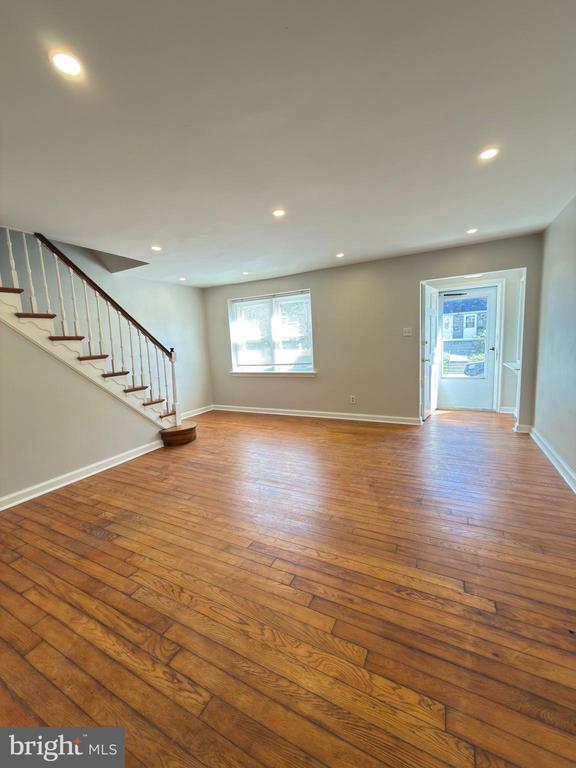 property at 268 S Bayberry Ln