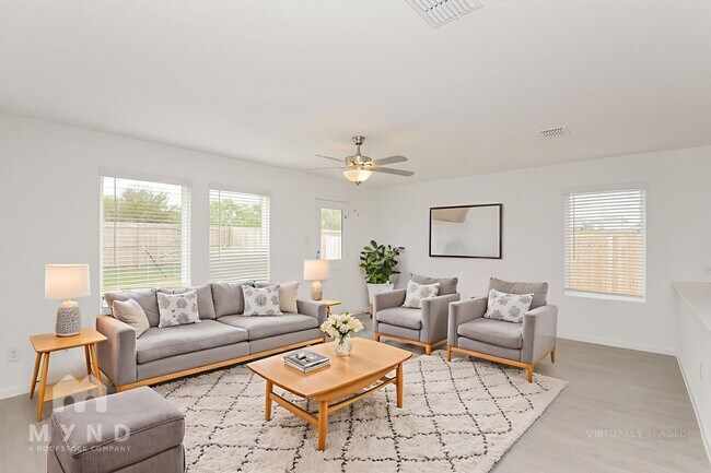 2708 Mistwood Dr in Fort Worth, TX - Building Photo - Building Photo