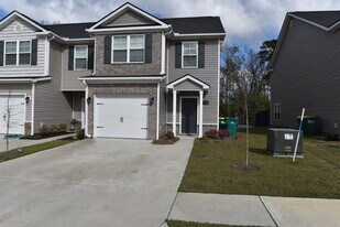 130 Kepler Lp in Richmond Hill, GA - Building Photo