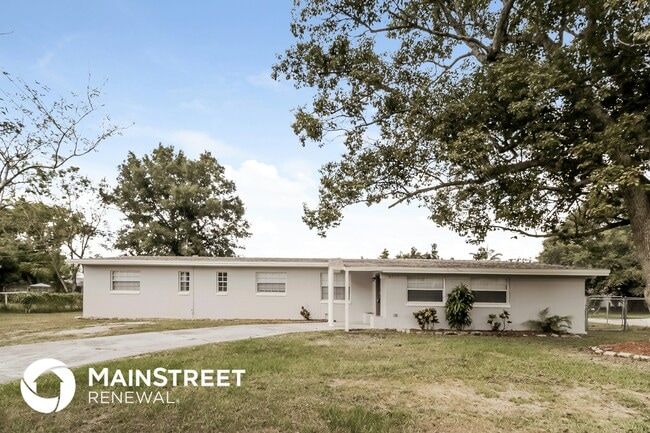 property at 8315 Calais Cir