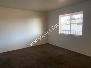 15582 L St in Mojave, CA - Building Photo - Building Photo