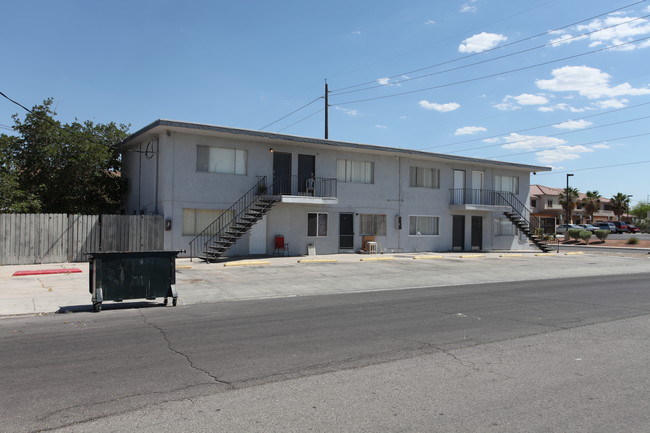 5820 Dodd St in Las Vegas, NV - Building Photo - Building Photo