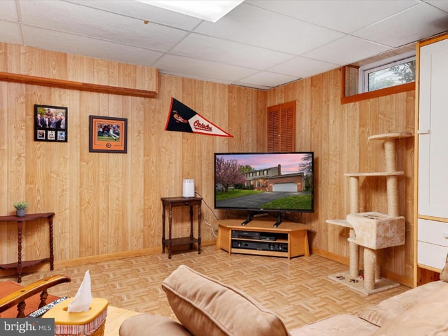 1525 Palm Ct in Pasadena, MD - Building Photo - Building Photo