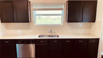 112 Wind Flower Ln in Liberty Hill, TX - Building Photo - Building Photo
