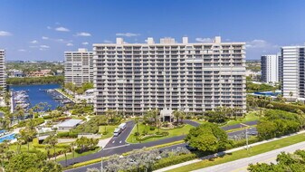 4301 N Ocean Blvd in Boca Raton, FL - Building Photo